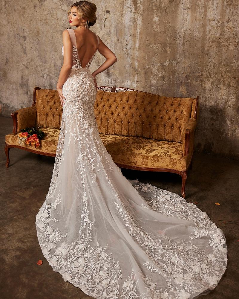122234 deep v neck wedding dress with sleeves and 3d lace4